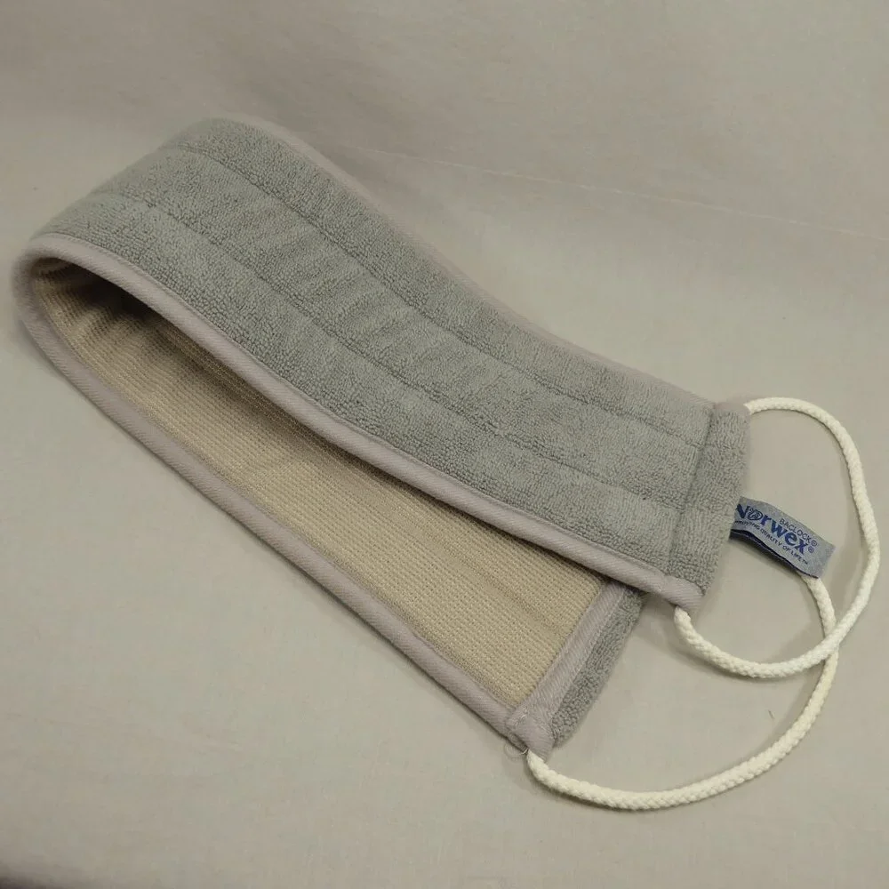 Norwex BacLock Microfiber Back Body Scrubber with Handles Graphite Gray 309091